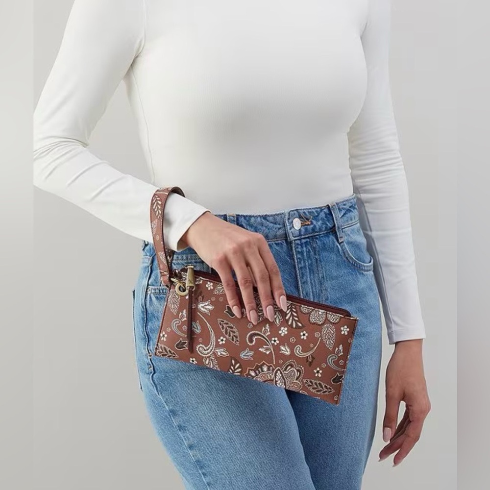 HOBO Country Road Bloom Neutral Print Coated Canvas Large Wristlet Wallet